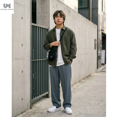 Áo phông form rộng mặc với gì layer áo sơ mi phong cách streetwear hiện đại